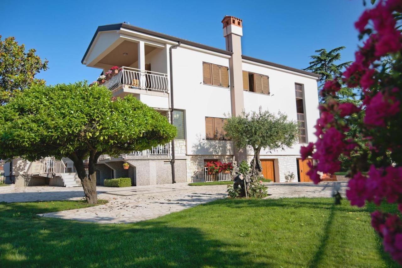 Apartments Vili Umag Eksteriør bilde
