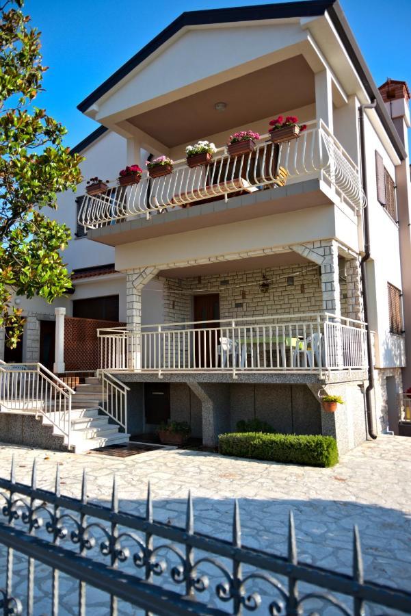 Apartments Vili Umag Eksteriør bilde